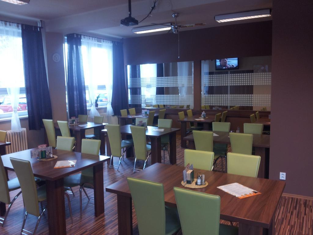 City Building Saca Ngoại thất bức ảnh